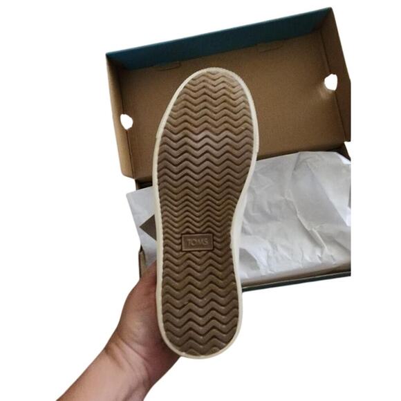 Men's TOMS Carlo Canvas Sneakers Size 7 NWT - Picture 3 of 4